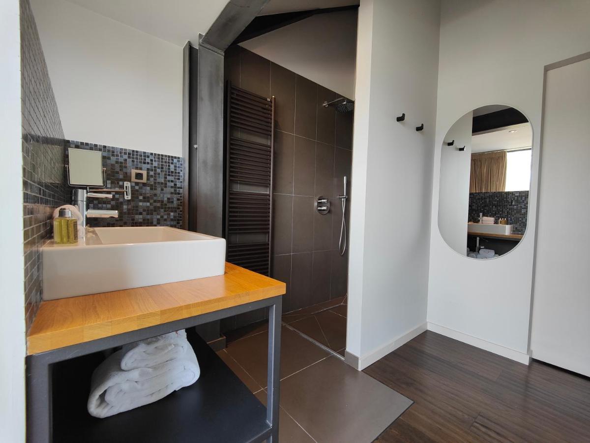 Le Petit Letraz Hotel Duingt Kültér fotó