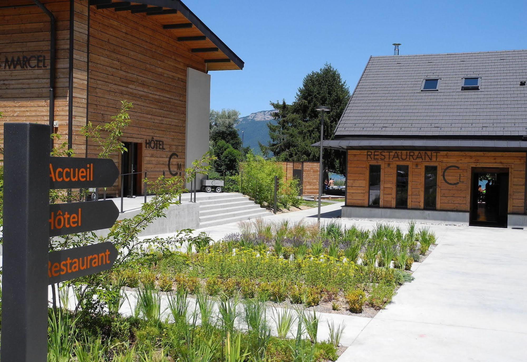 Le Petit Letraz Hotel Duingt Kültér fotó
