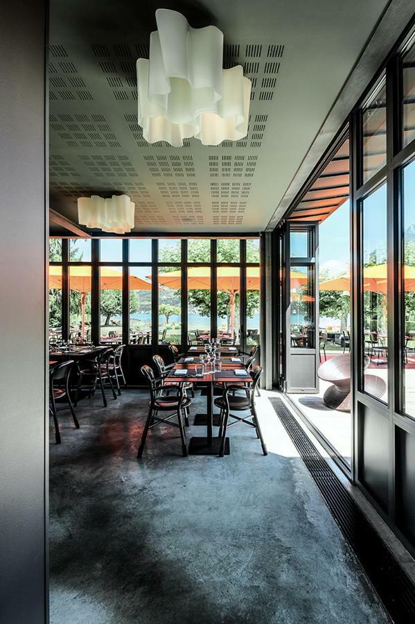 Le Petit Letraz Hotel Duingt Kültér fotó