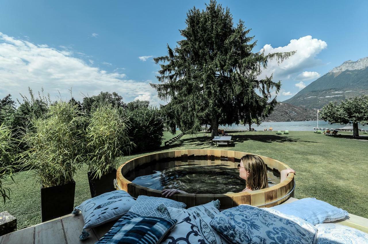 Le Petit Letraz Hotel Duingt Kültér fotó
