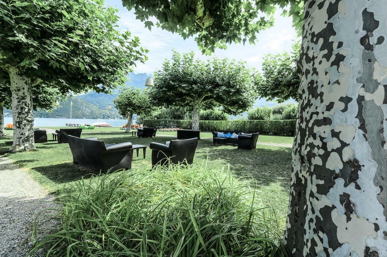 Le Petit Letraz Hotel Duingt Kültér fotó